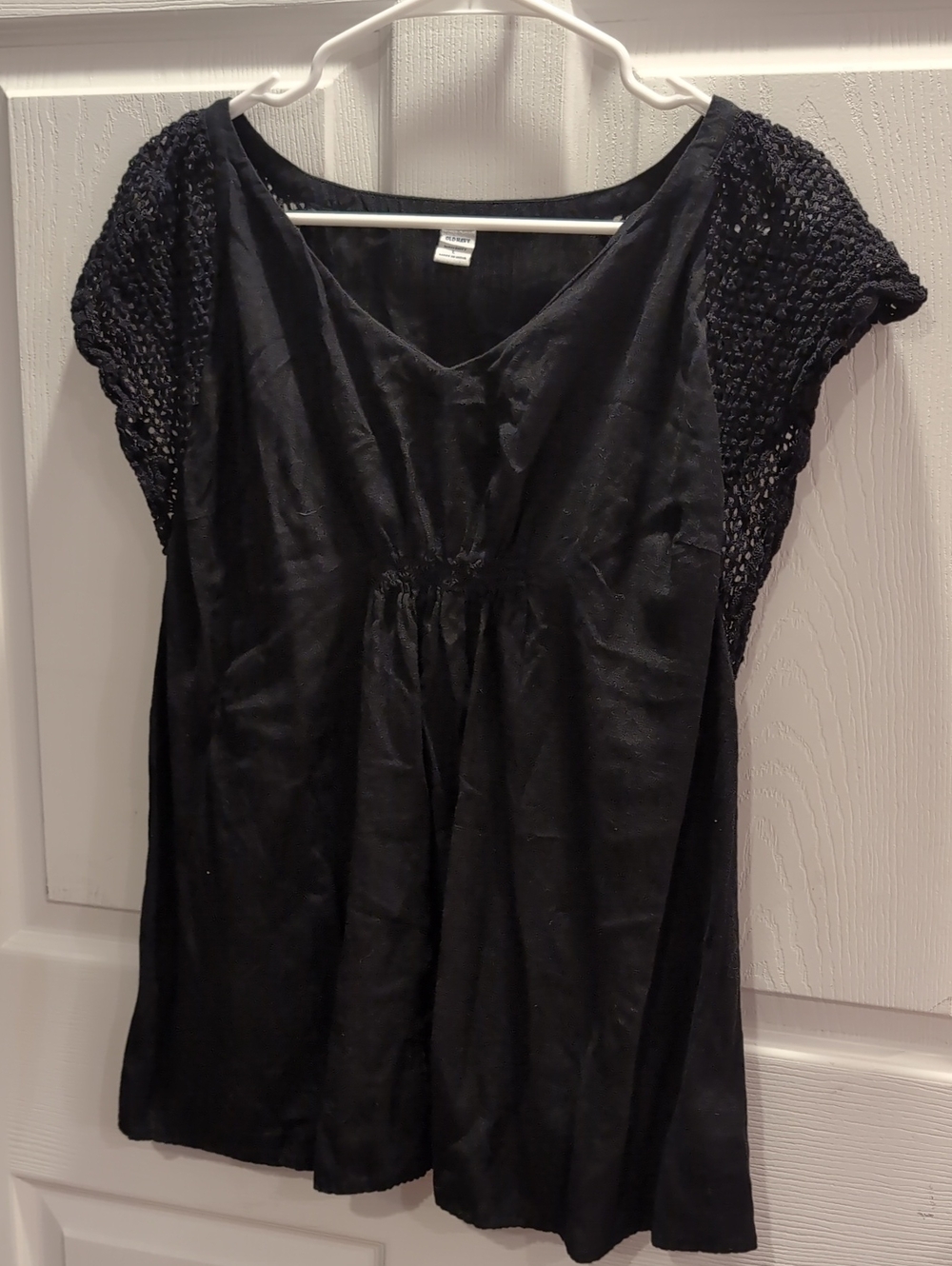 Old Navy Maternity Black Crochet-Sleeve V-Neck Tunic L